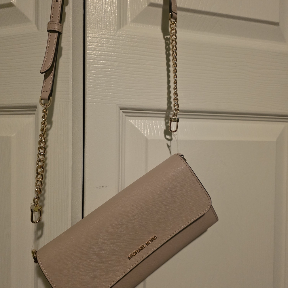NWT-Michael Kors Blush Clutch Bag - Picture 3 of 9